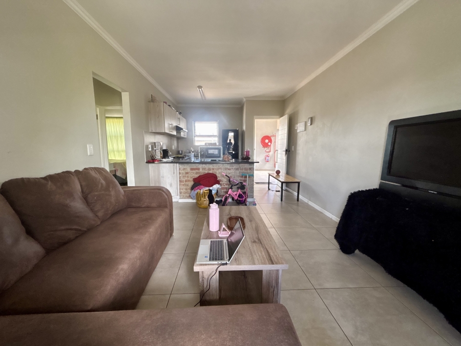 To Let 2 Bedroom Property for Rent in Brackenfell South Western Cape